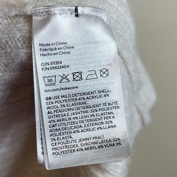 H&M Rib Knit Wool Sweater Size XXL Cream Beige - Picture 6 of 9